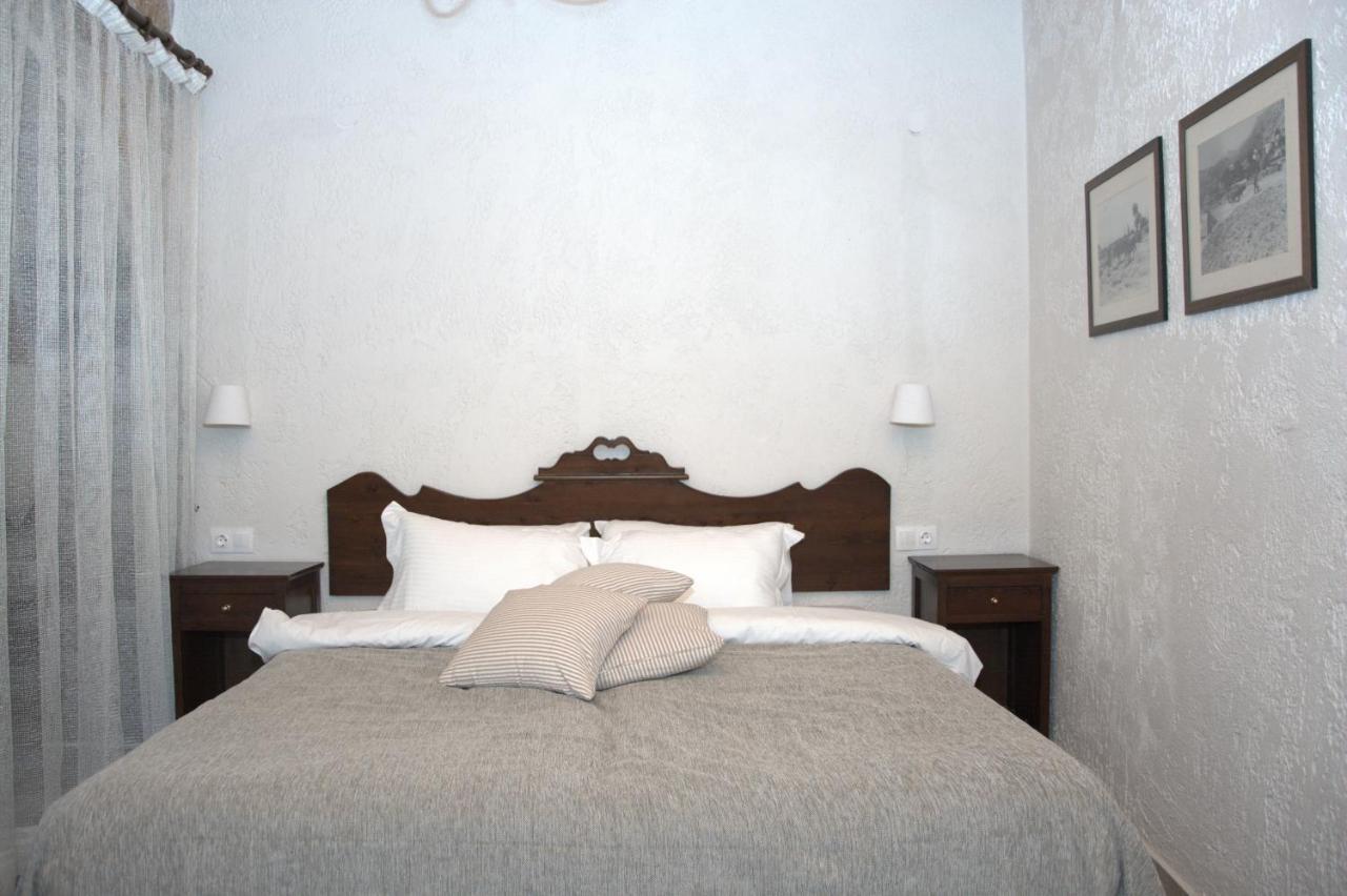 Αργουλιάς Aparthotel Tzermiádon Exteriör bild