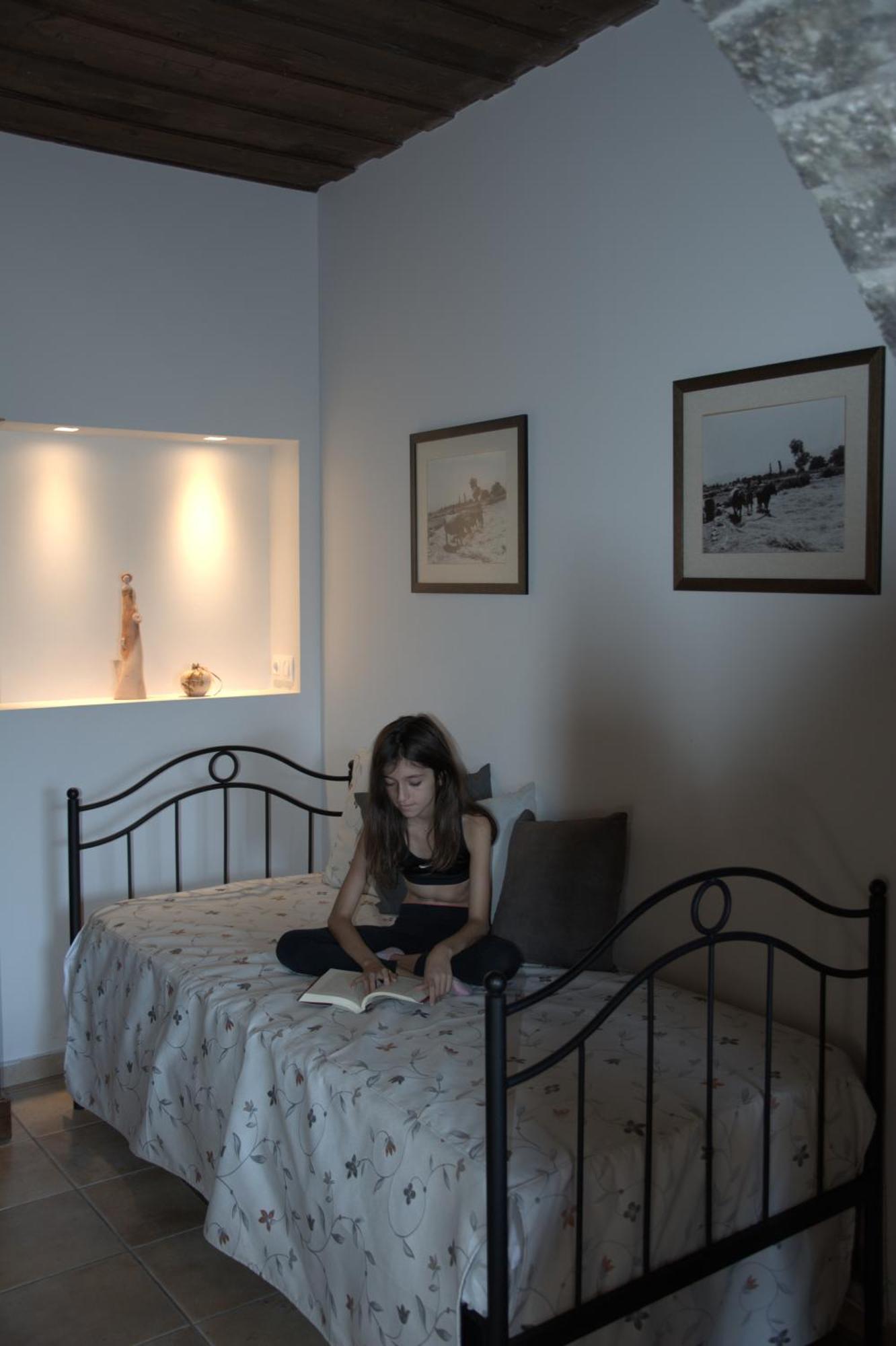 Αργουλιάς Aparthotel Tzermiádon Exteriör bild