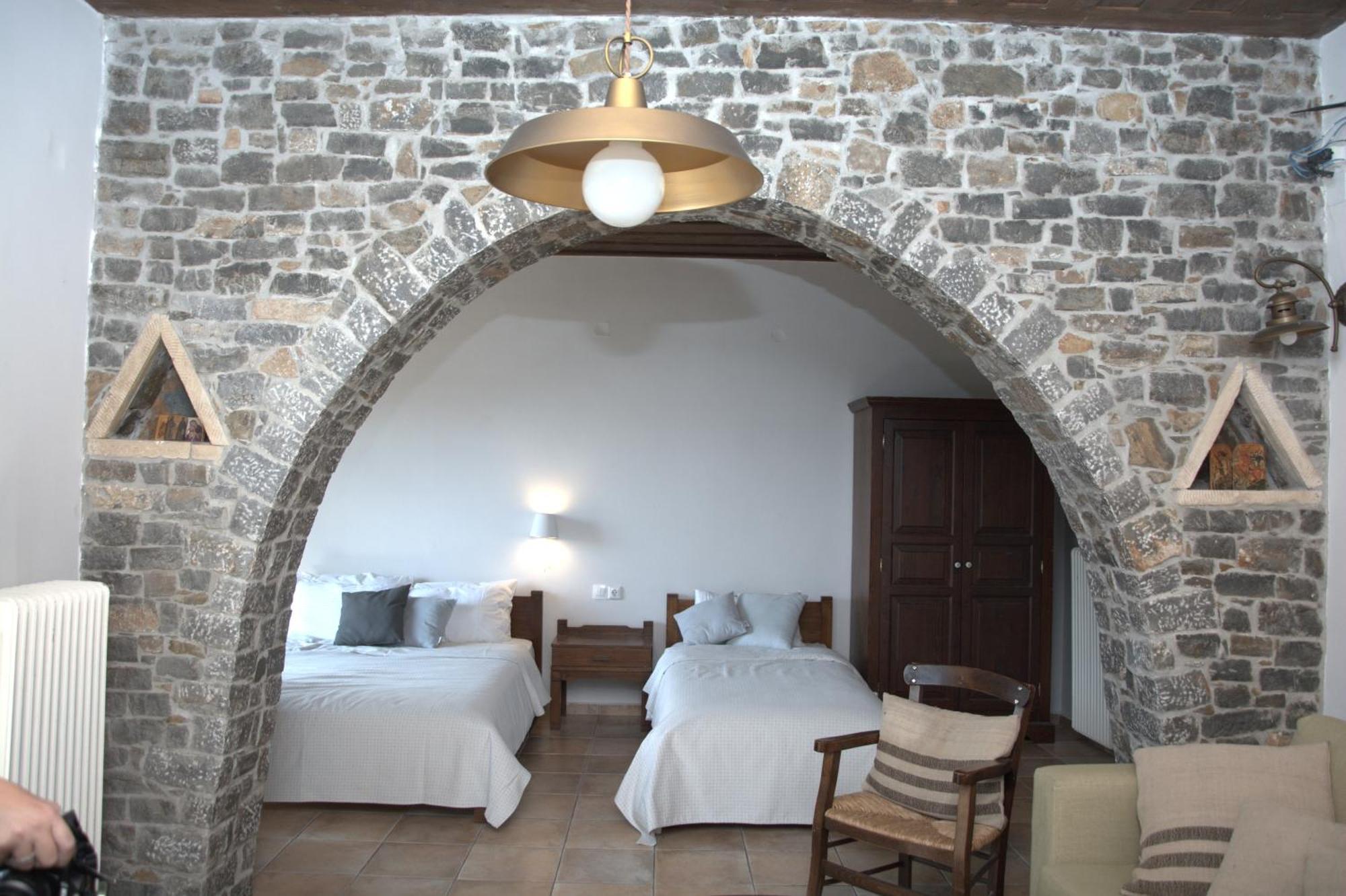 Αργουλιάς Aparthotel Tzermiádon Exteriör bild