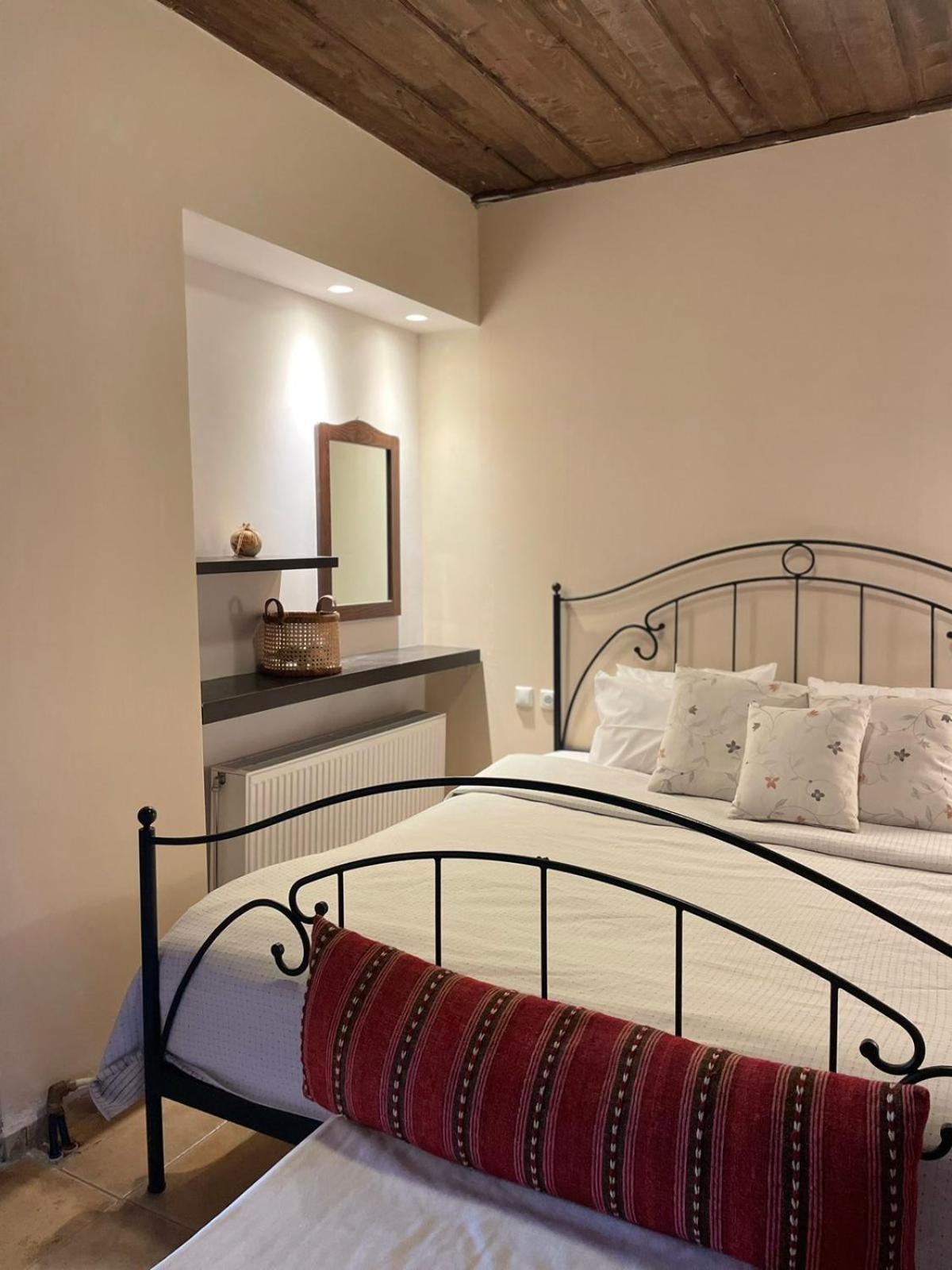 Αργουλιάς Aparthotel Tzermiádon Exteriör bild